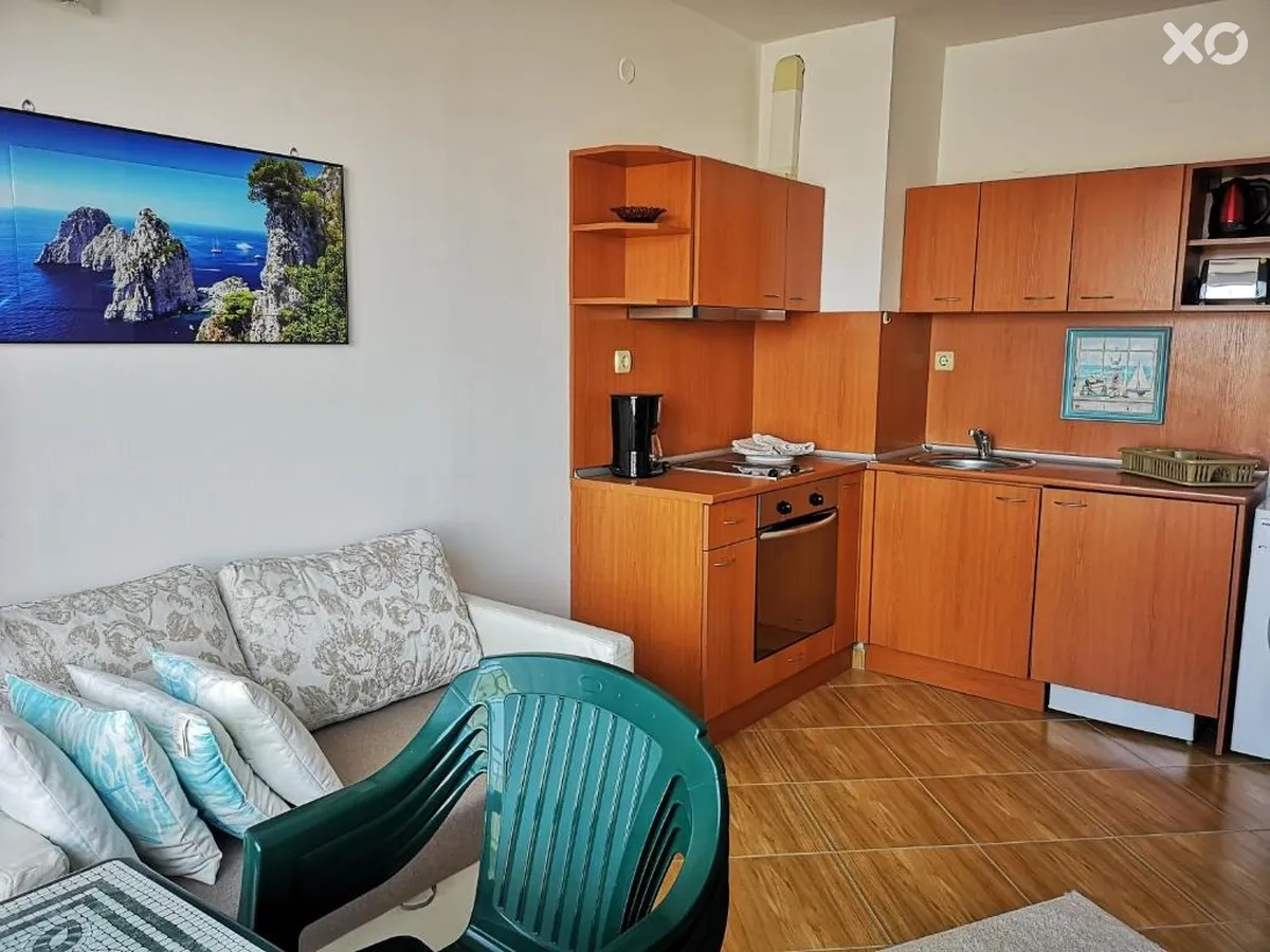 Golden Dreams Complex