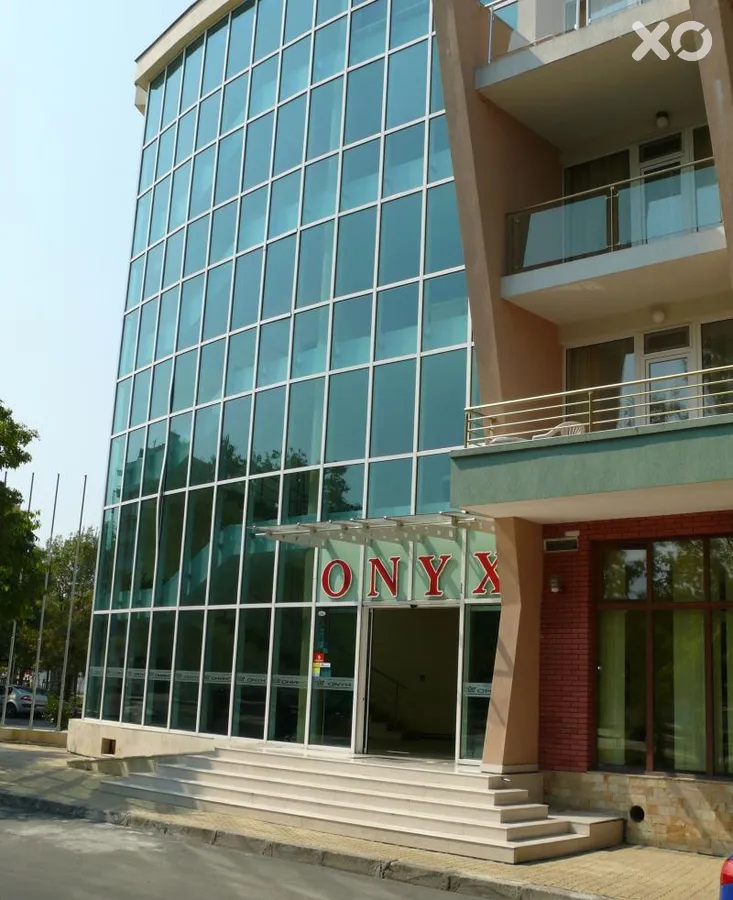 Onyx Hotel
