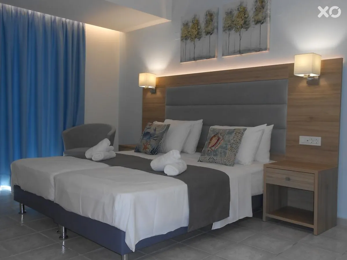 Aristo Apts