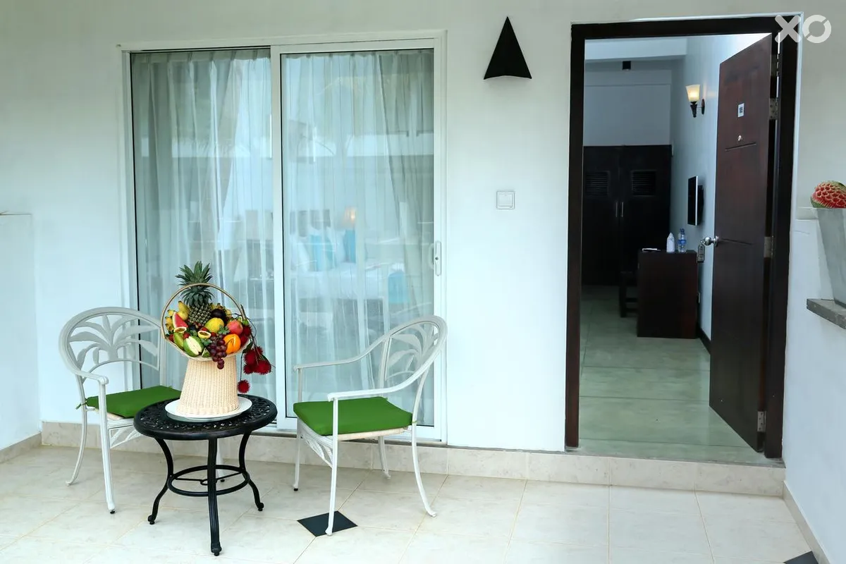CoCo Royal Beach Resort