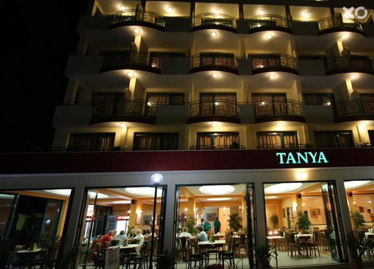 Tanya Hotel