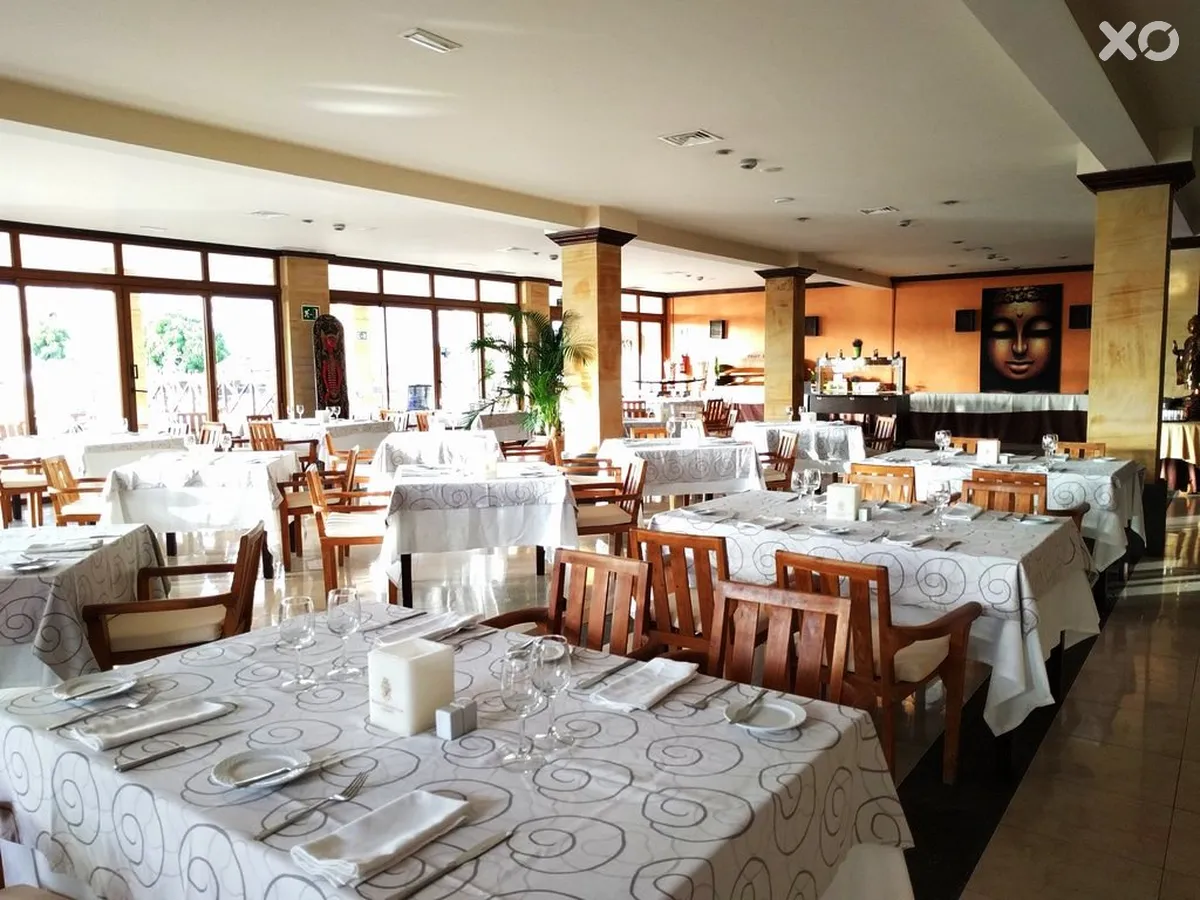 Regency Country Club Apartments & Suites