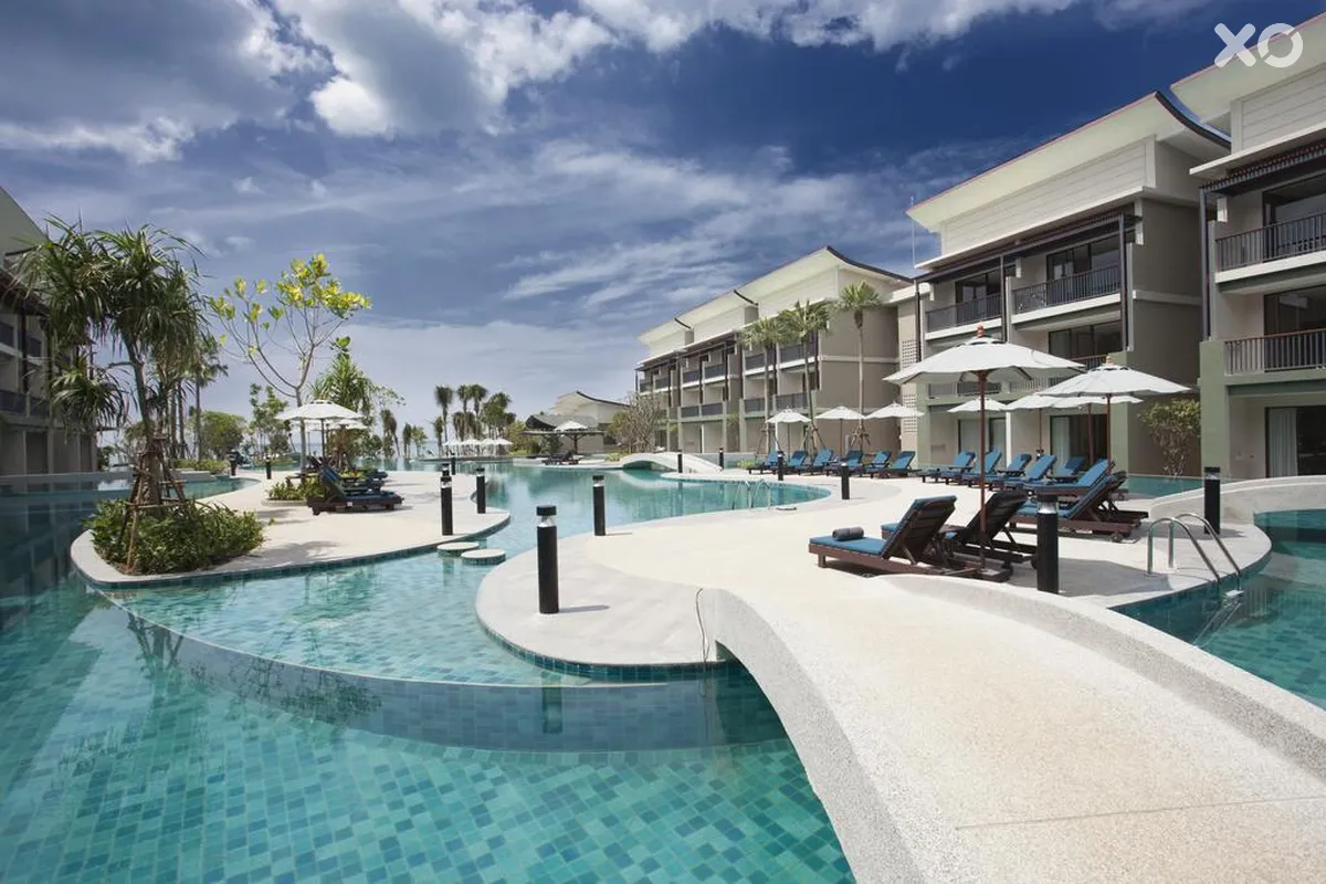 Le Meridien Khao Lak Resort & Spa