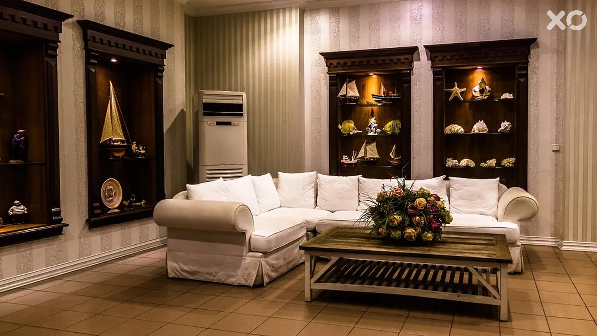 Romance Hotel