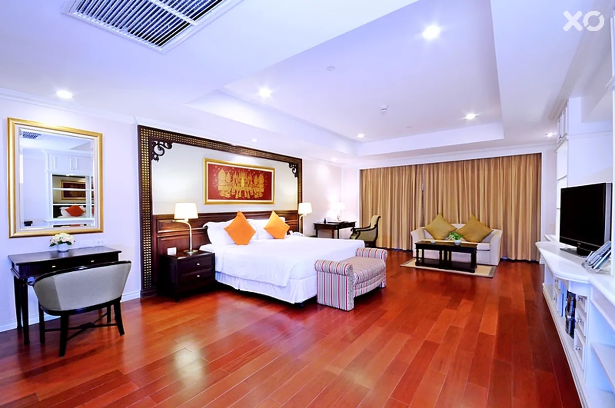 Centre Point Silom