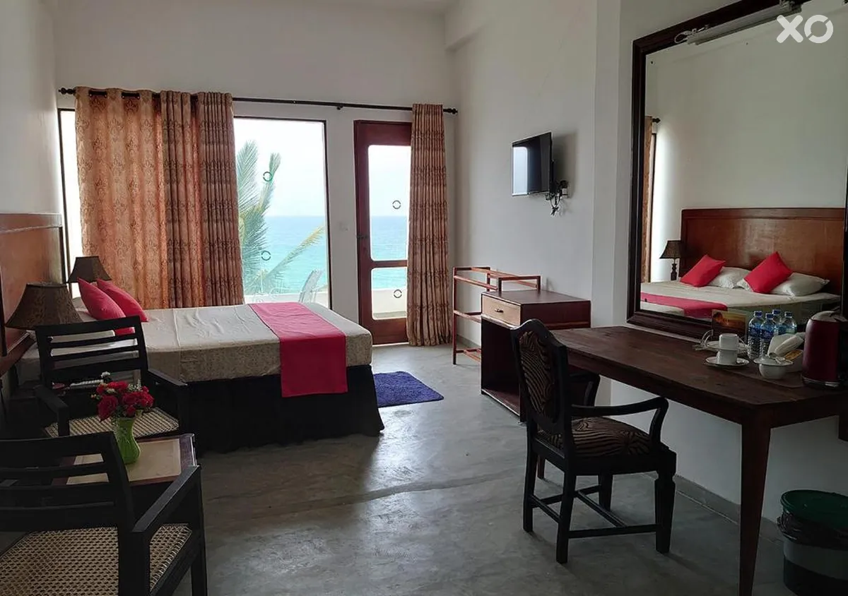 Sea Breeze Hotel