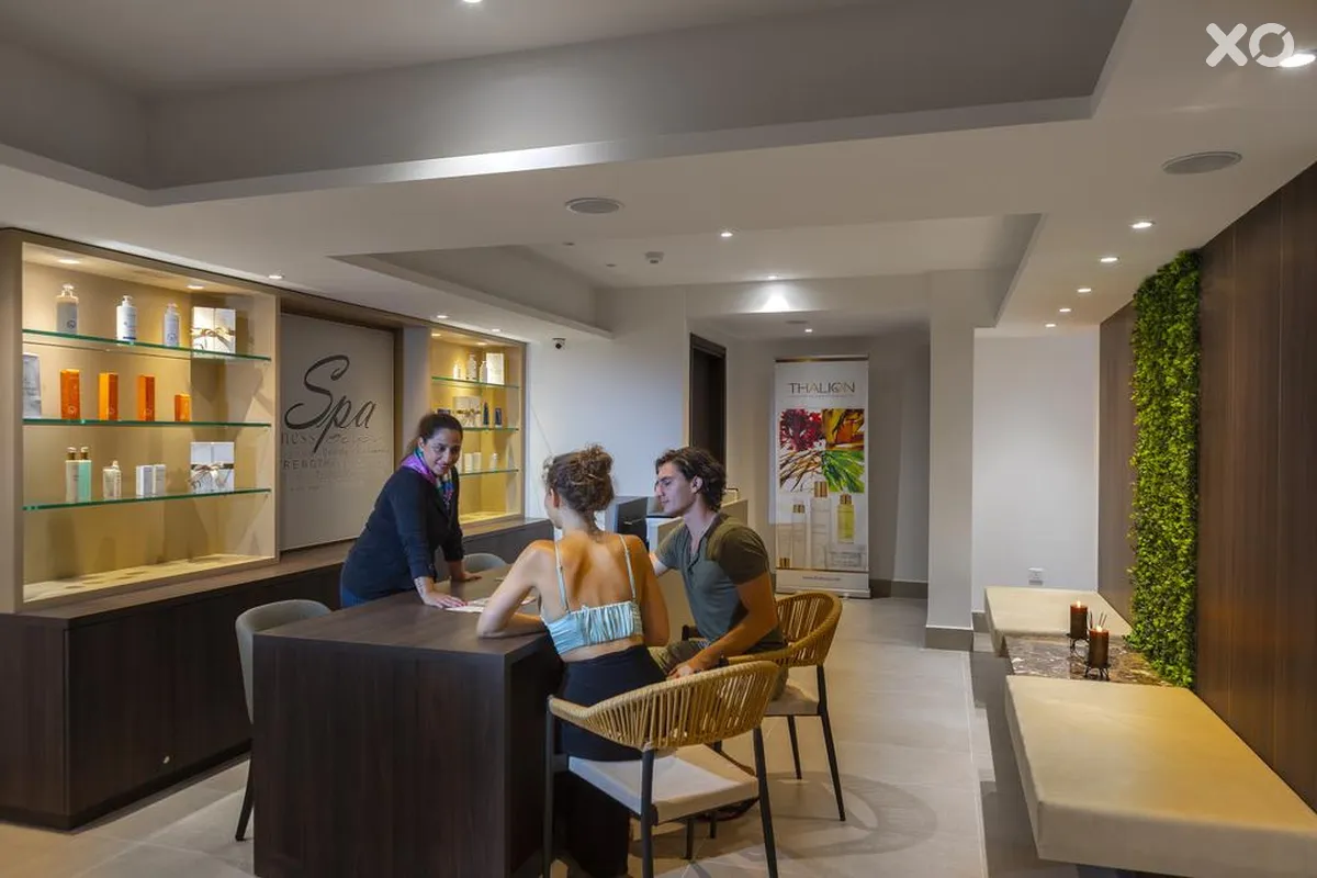Leonardo Crystal Cove Hotel & Spa by the Sea