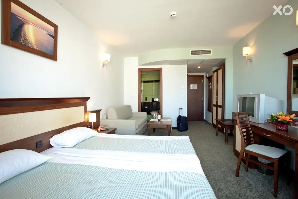 Lion Hotel