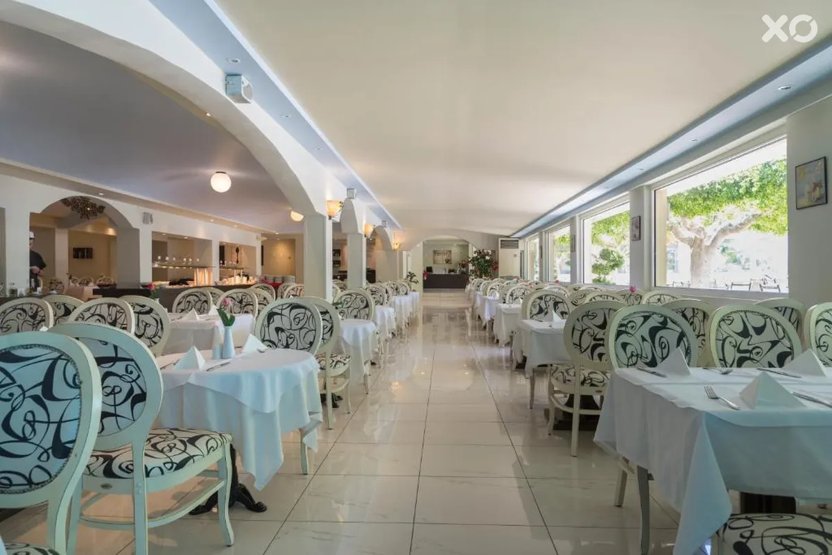 Sandy Beach Hotel & Family Suites