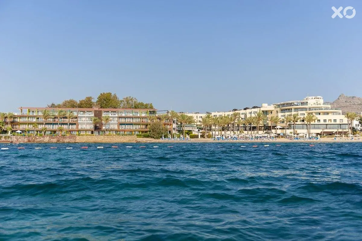 Arin Resort