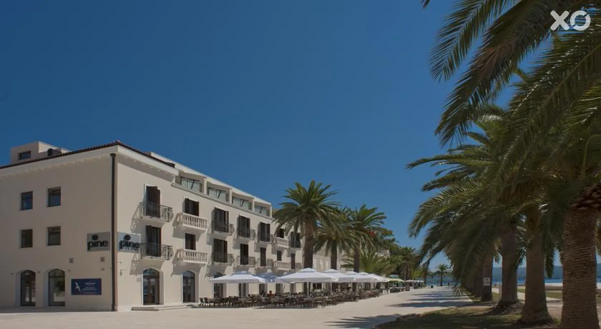Pine Hotel
