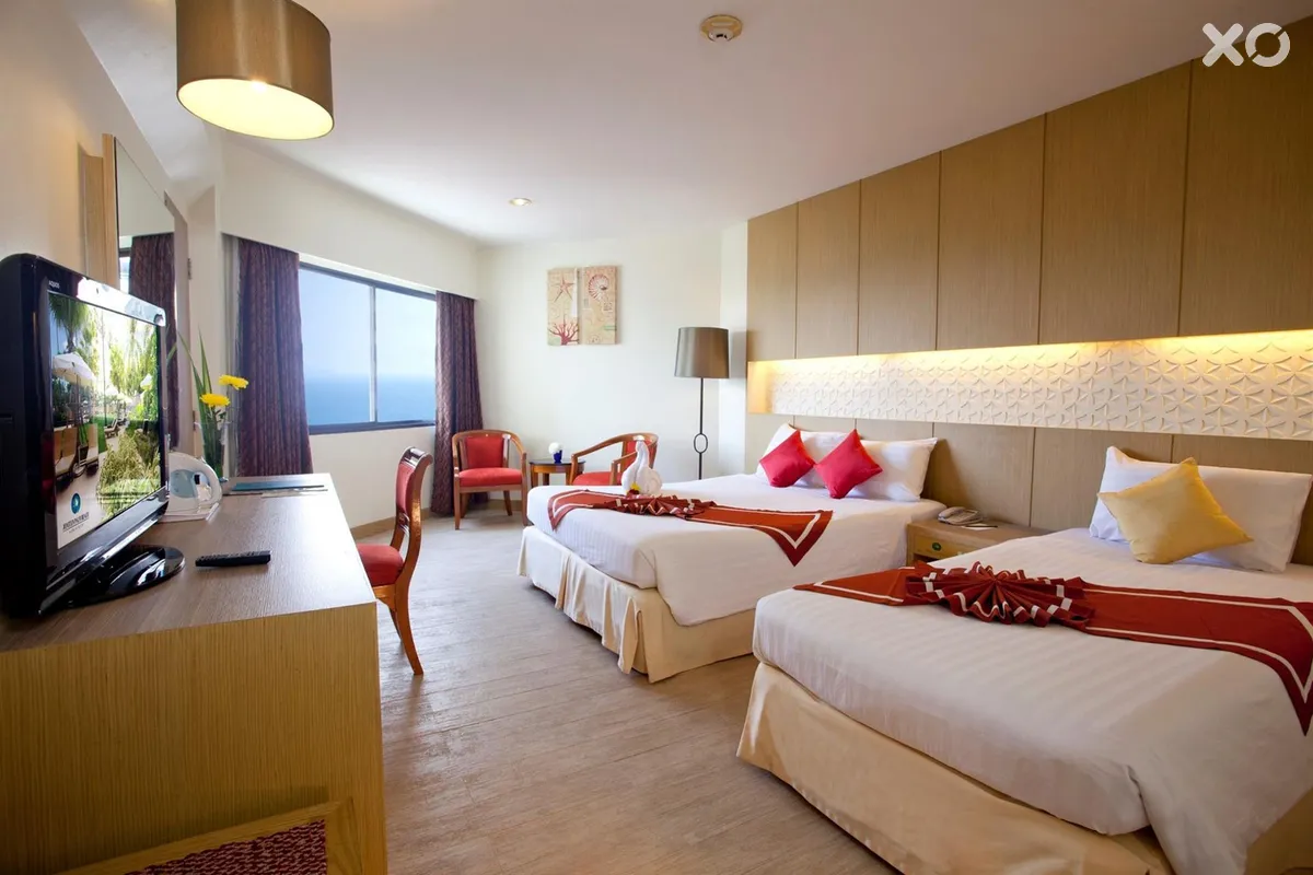 Jomtien Palm Beach Hotel & Resort