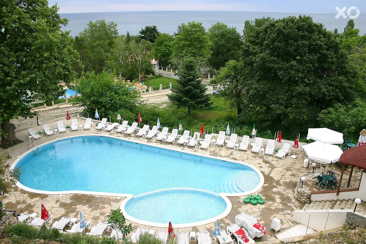Vezhen Hotel