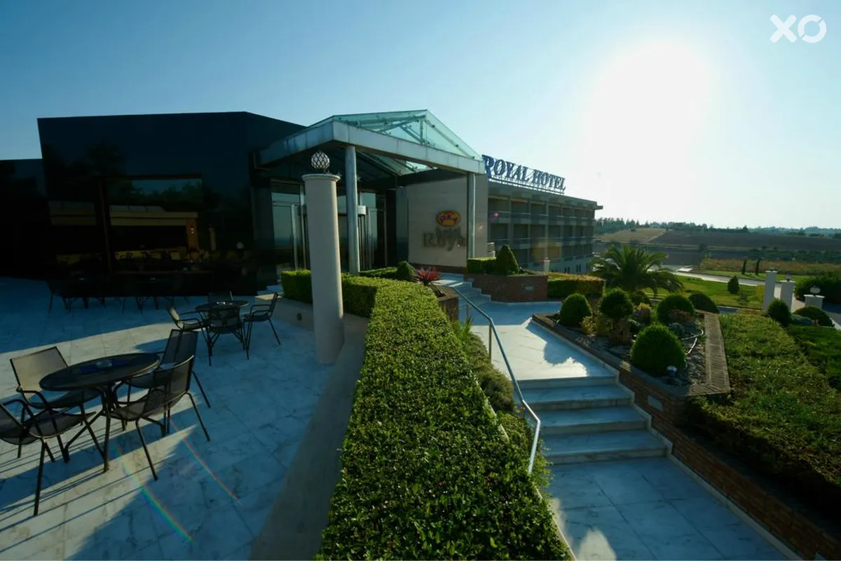 Royal Hotel