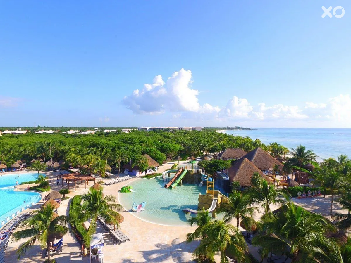 Grand Palladium Colonial Resort & Spa