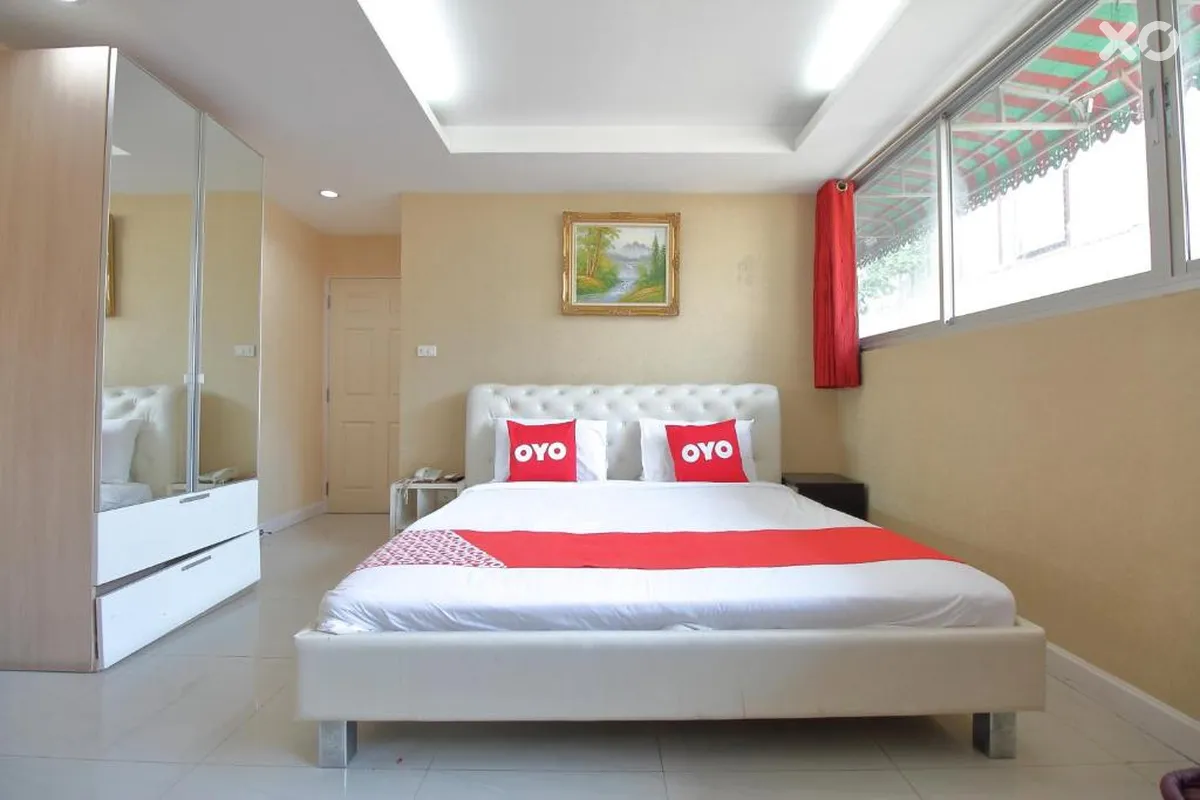 OYO 102 Diamond Residence Silom