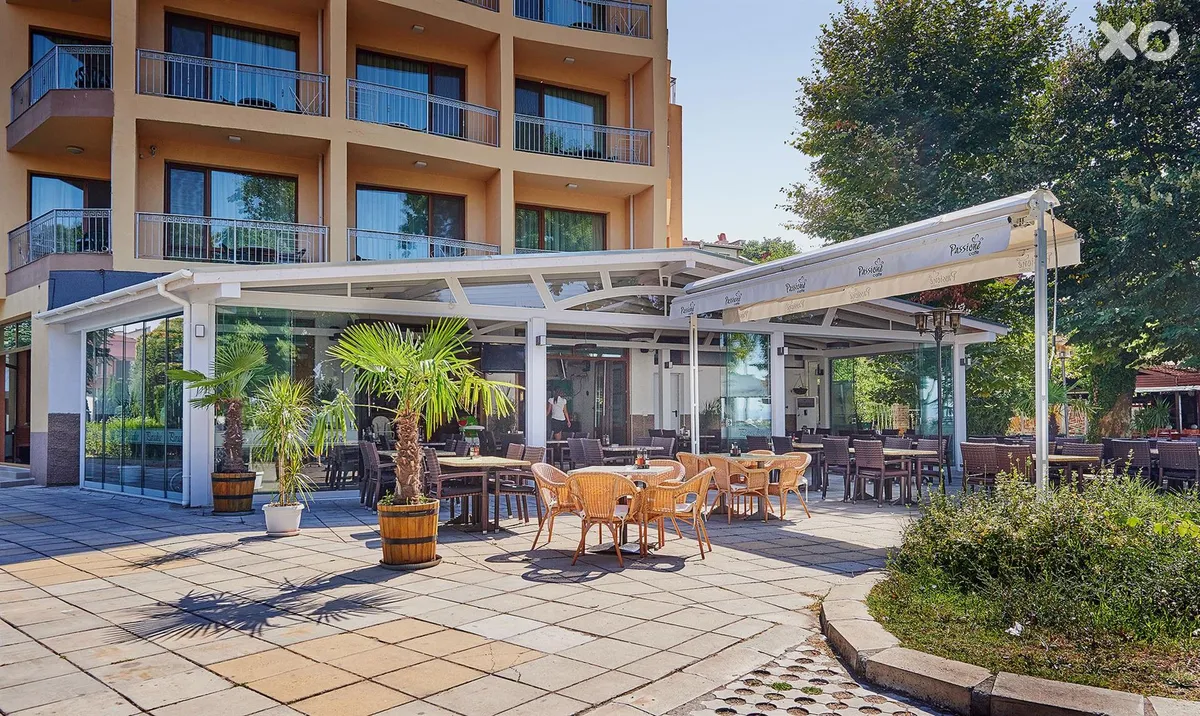 Paradise Pomorie Hotel