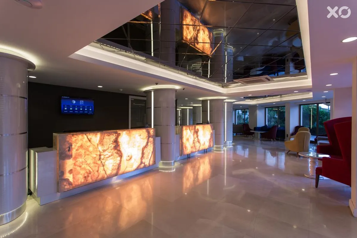 Falcon Club Hotel