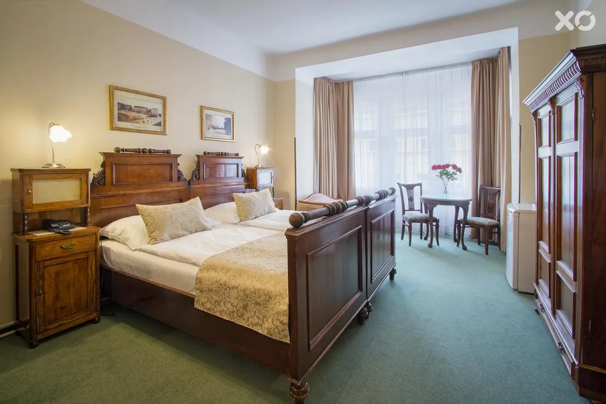 Taurus Hotel
