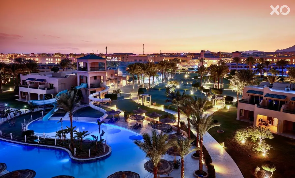 Coral Sea Holiday Resort & Aqua Park