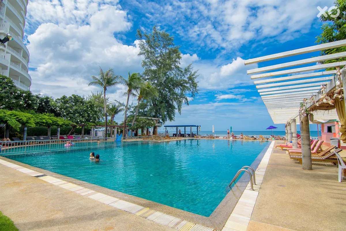 Chom View Hotel
