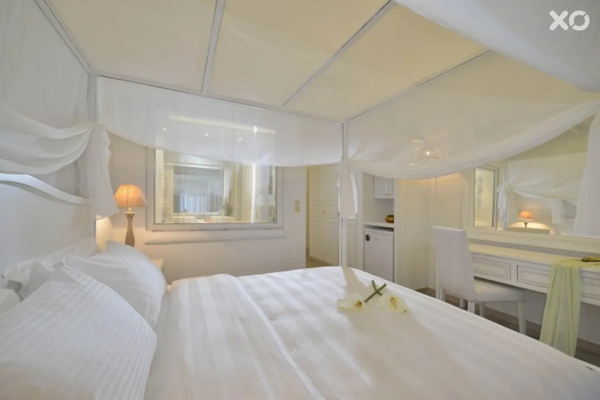 Petinos Hotel