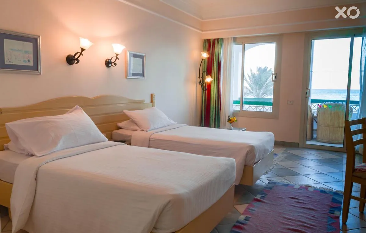 Coral Beach Resort Tiran