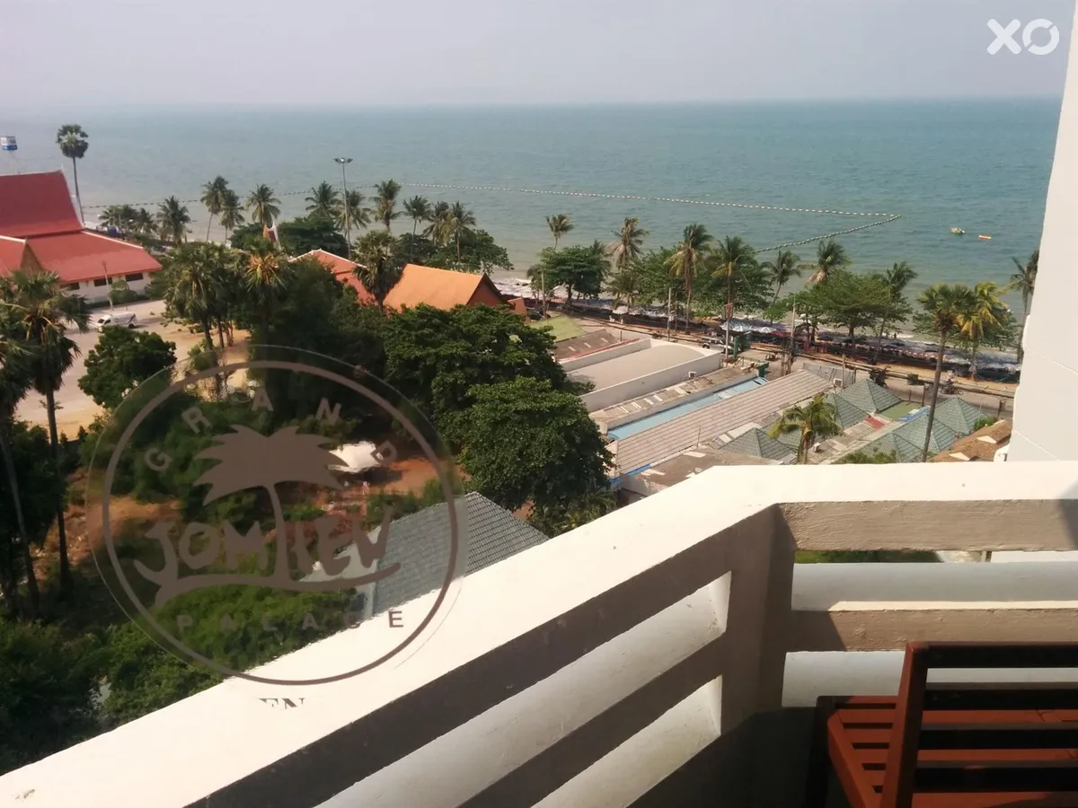 Grand Jomtien Palace