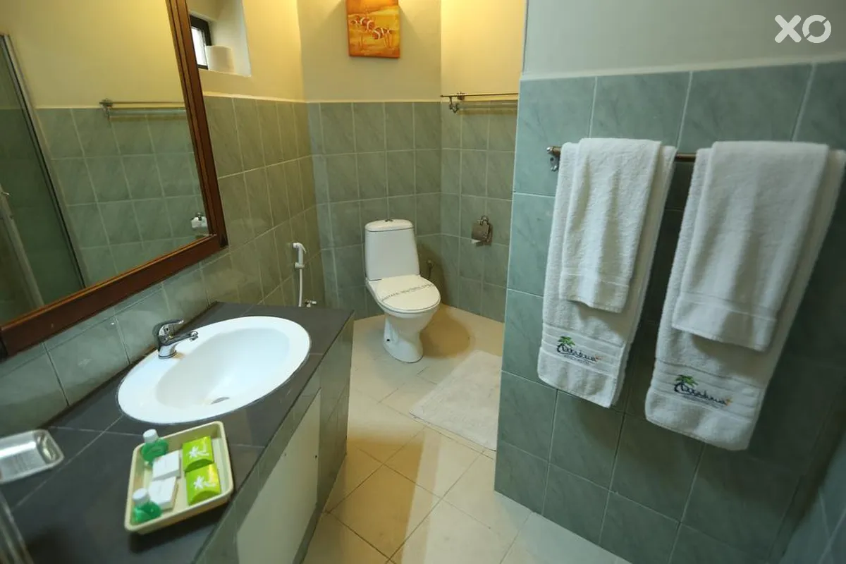 Hikkaduwa Beach Hotel