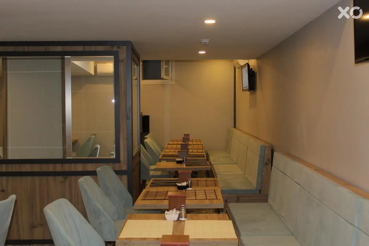 The Reina Hotel