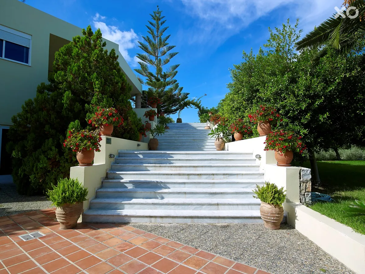 Eleftheria Hotel
