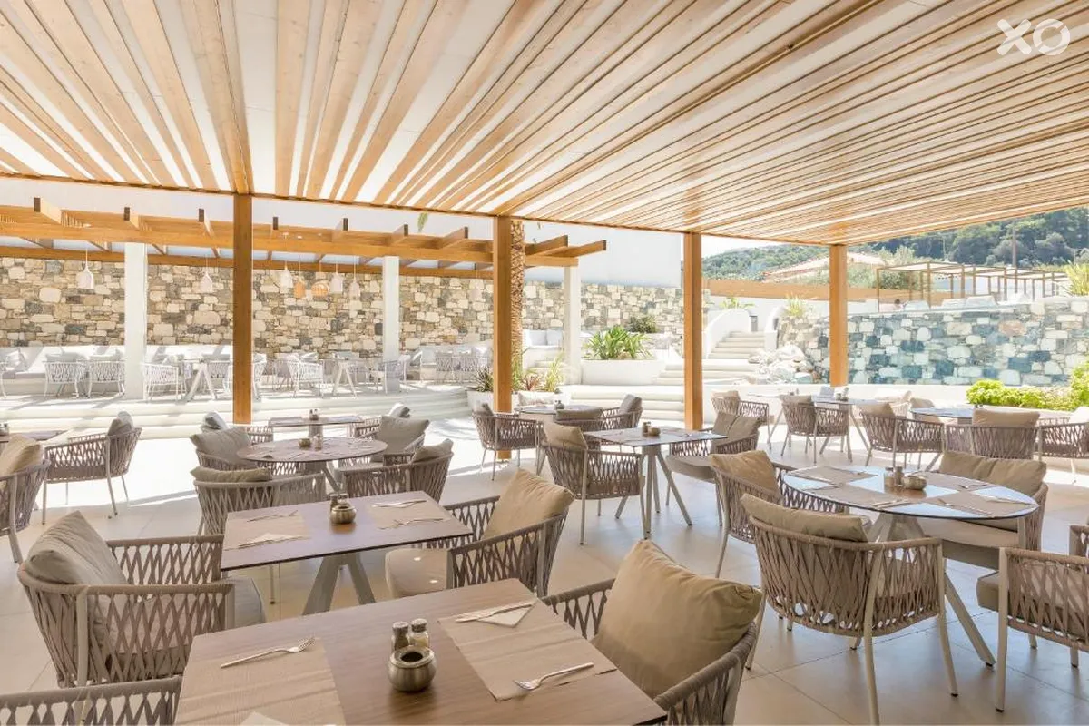 Erato Hotel