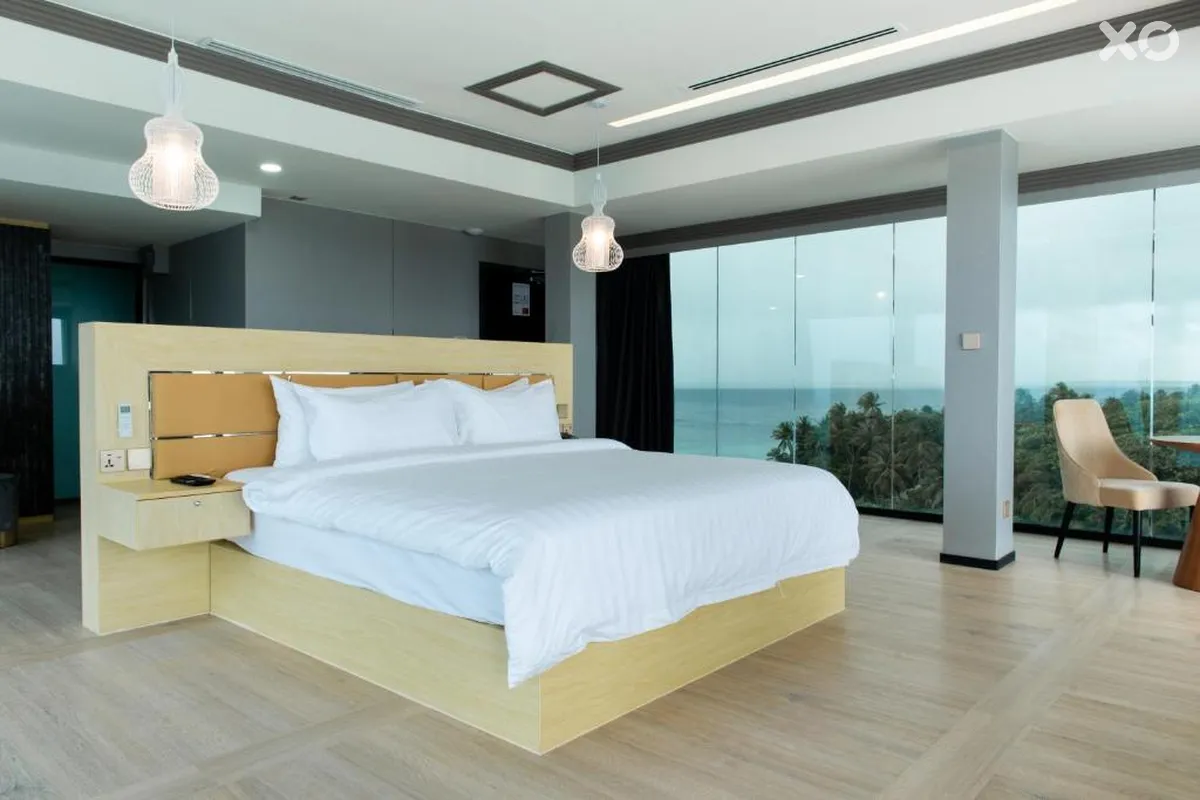 Clarks Exotica, Kamadhoo Maldives