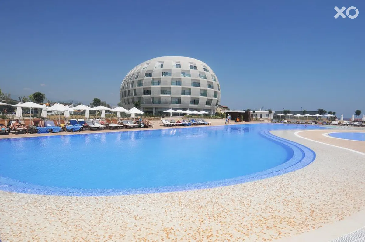 Gold Island Hotel