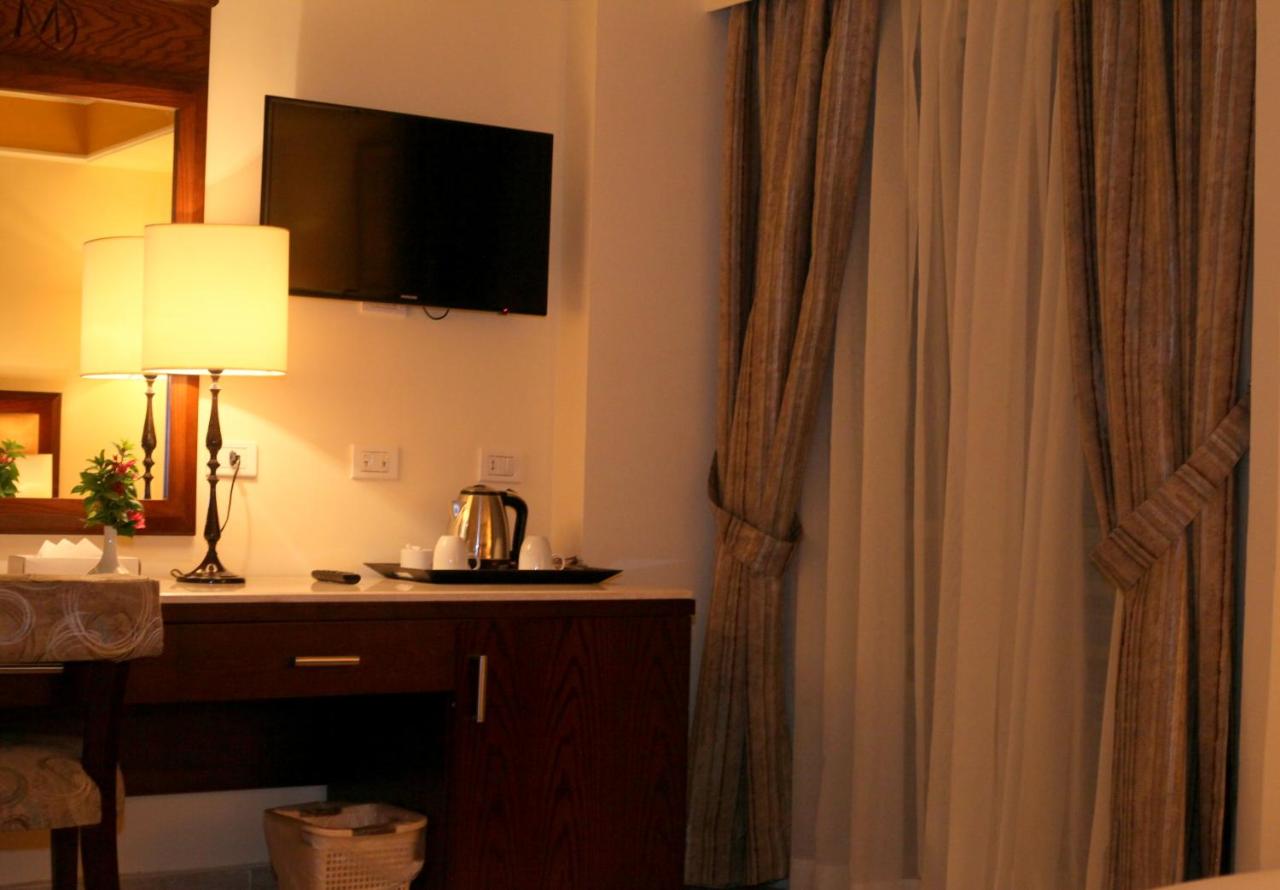 MinaMark Beach Resort