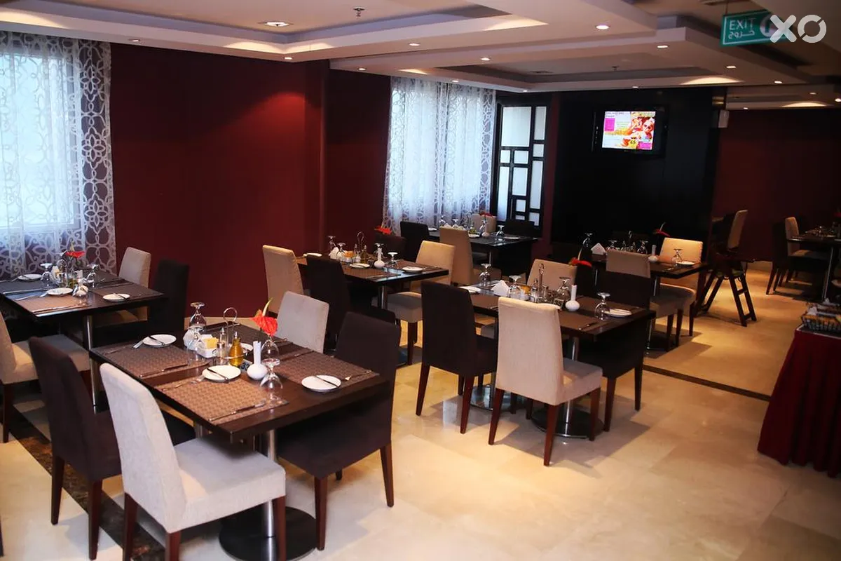 Al Hamra Hotel