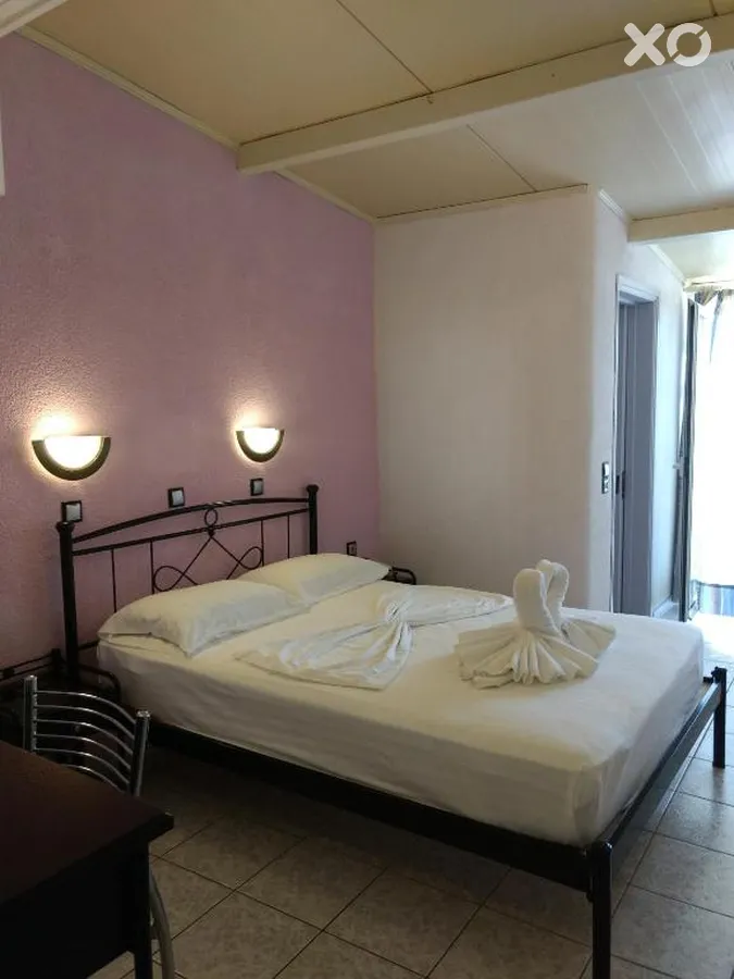 Evelin Hotel & Studios