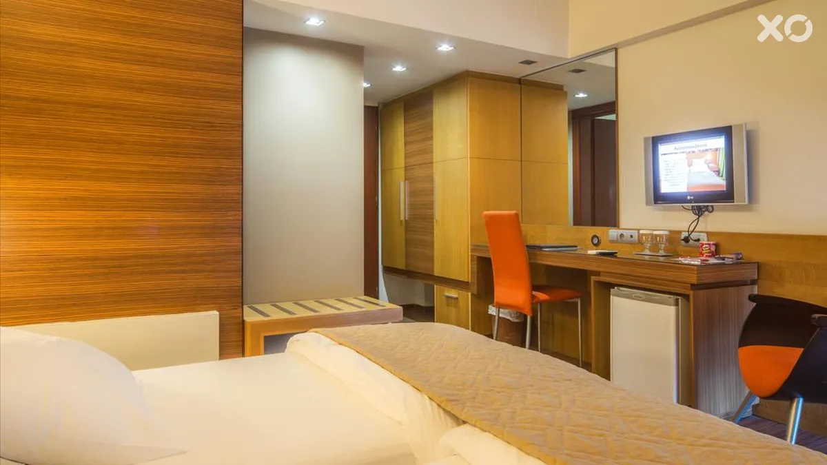 Capsis Astoria Hotel