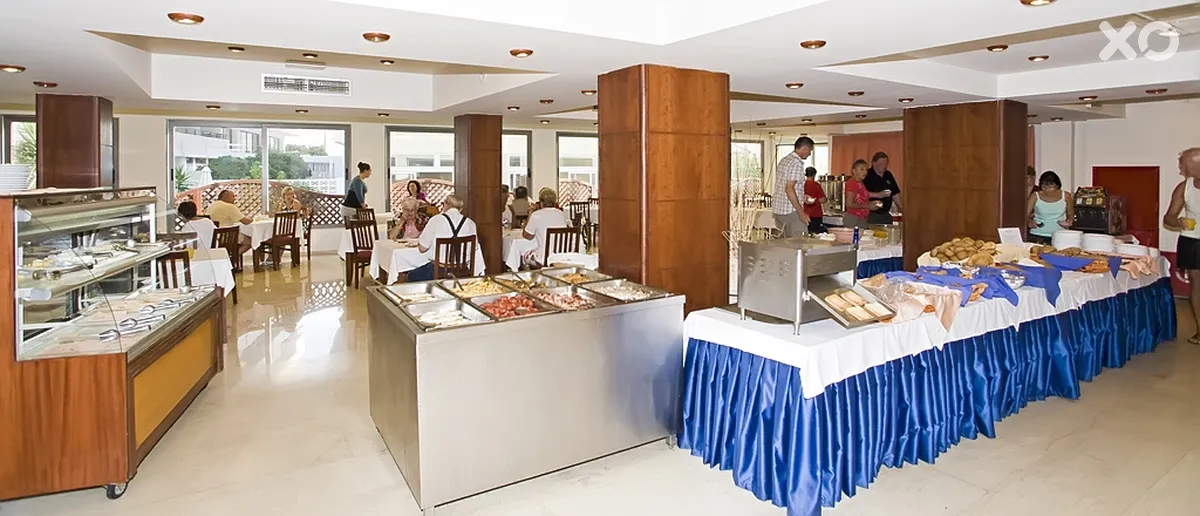 Manousos City Hotel