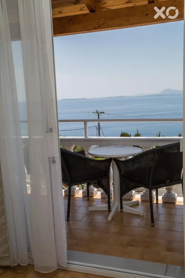 Pantokrator Hotel
