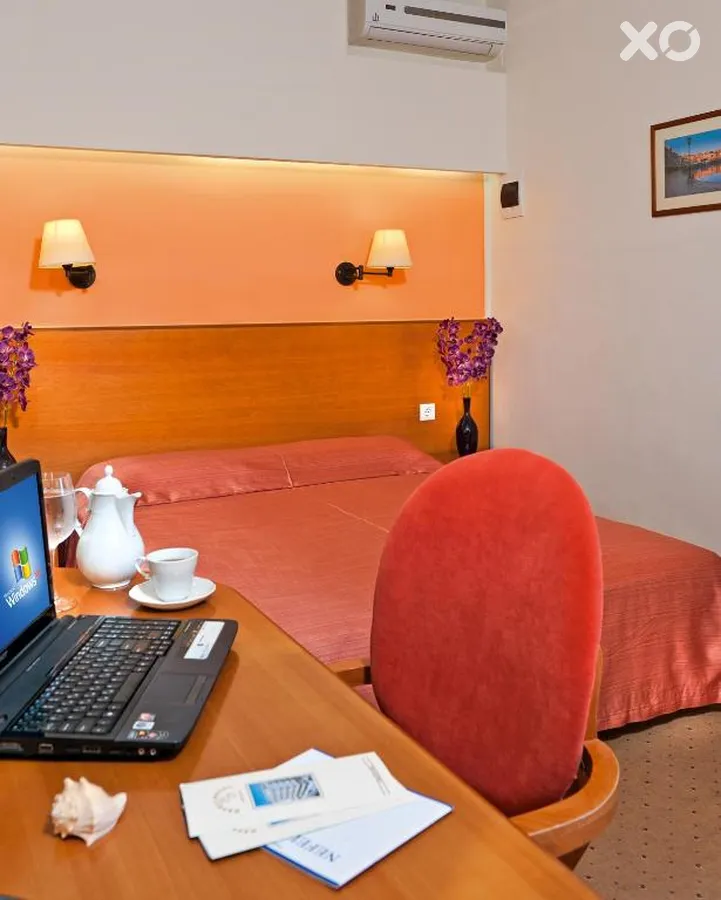Nefeli Hotel