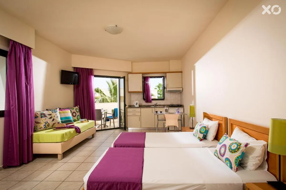 Kristalli Hotel Apartments