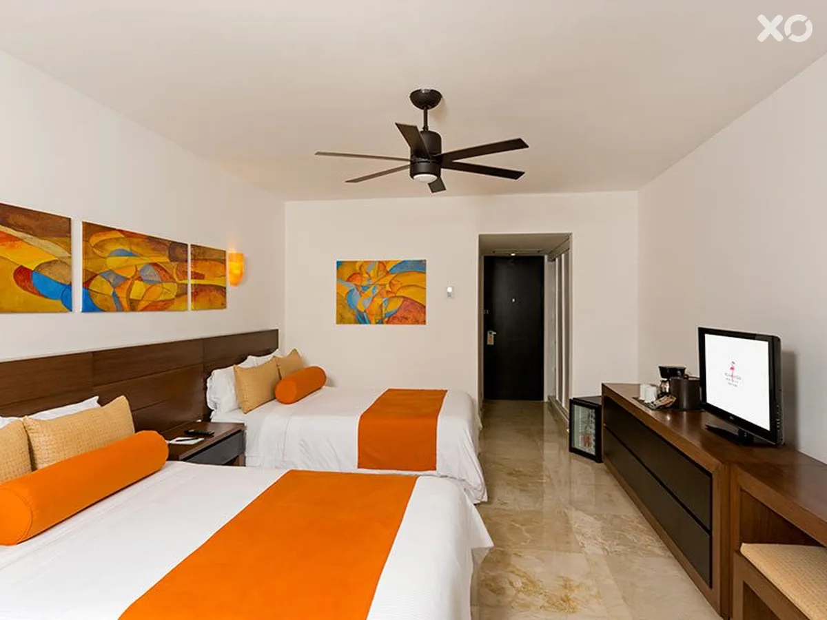 Flamingo Cancun Resort