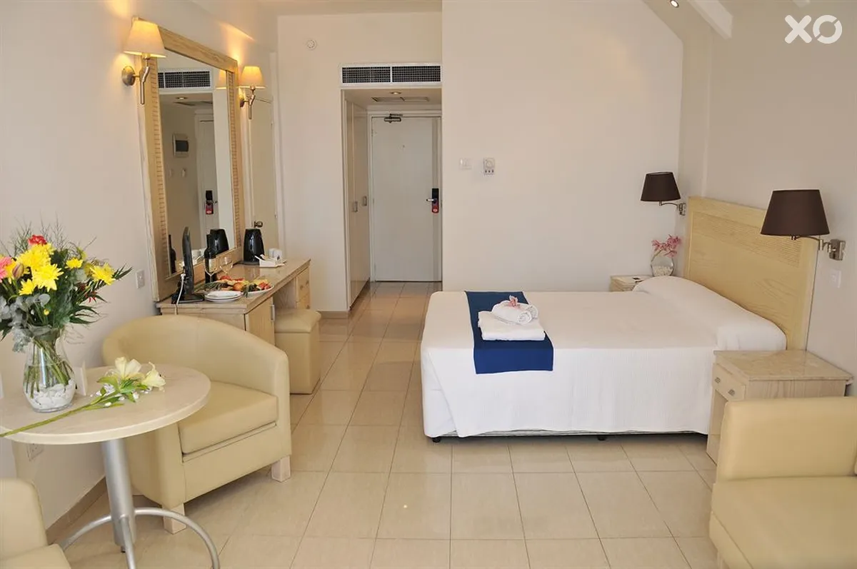 Radisson Beach Resort
