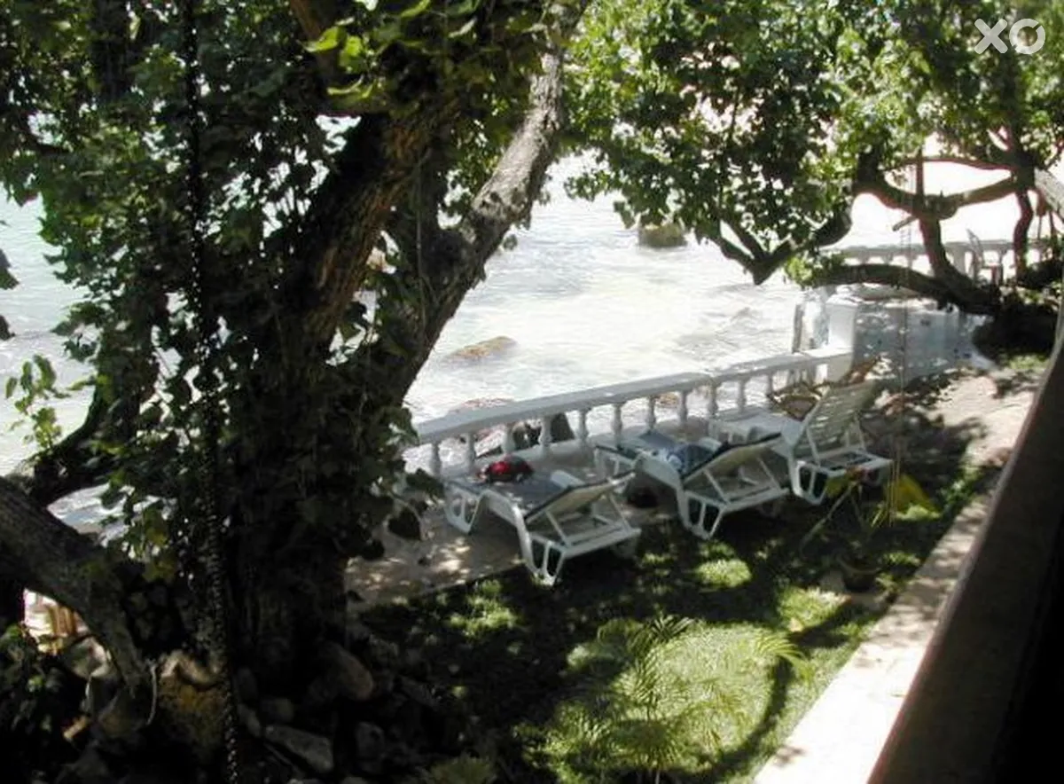 Sun N Sea Hotel