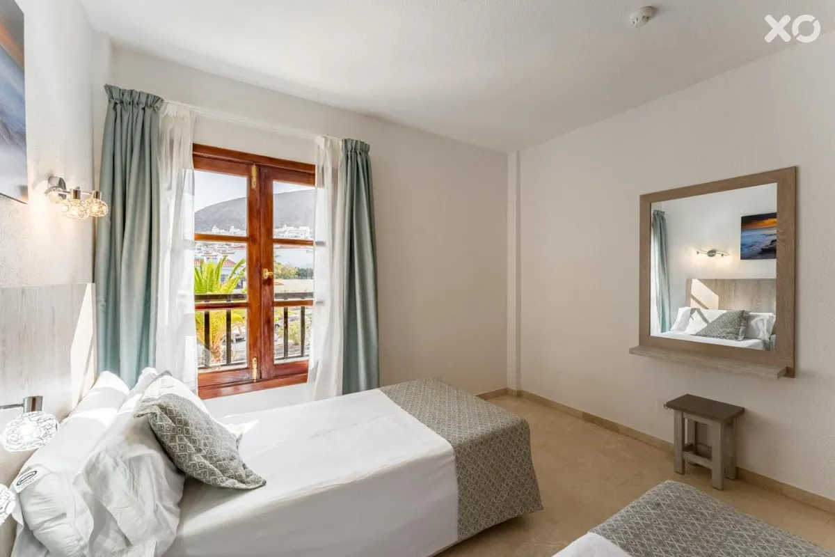 Klayman Olivina Aparthotel