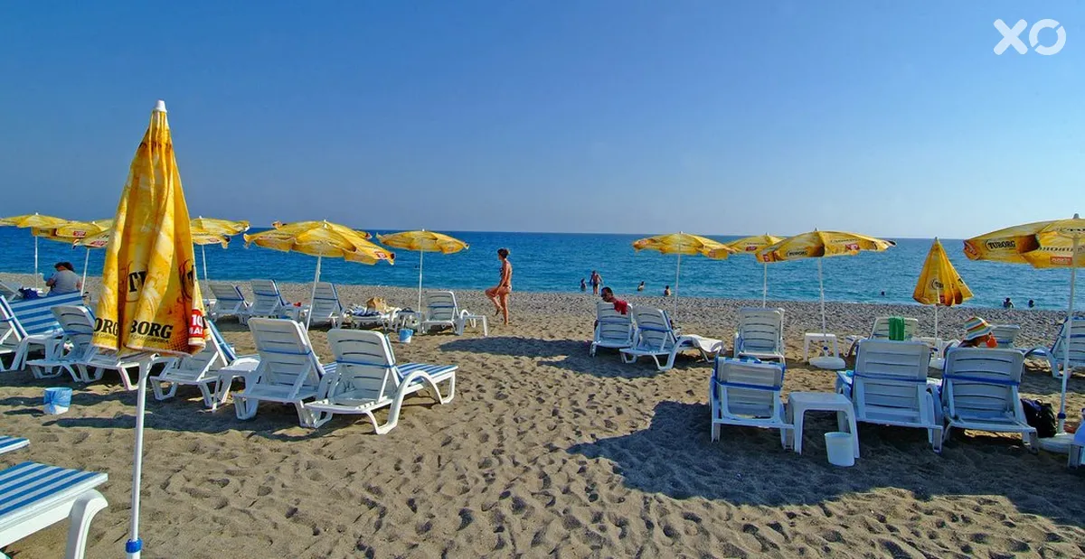 Aperion Beach Hotel