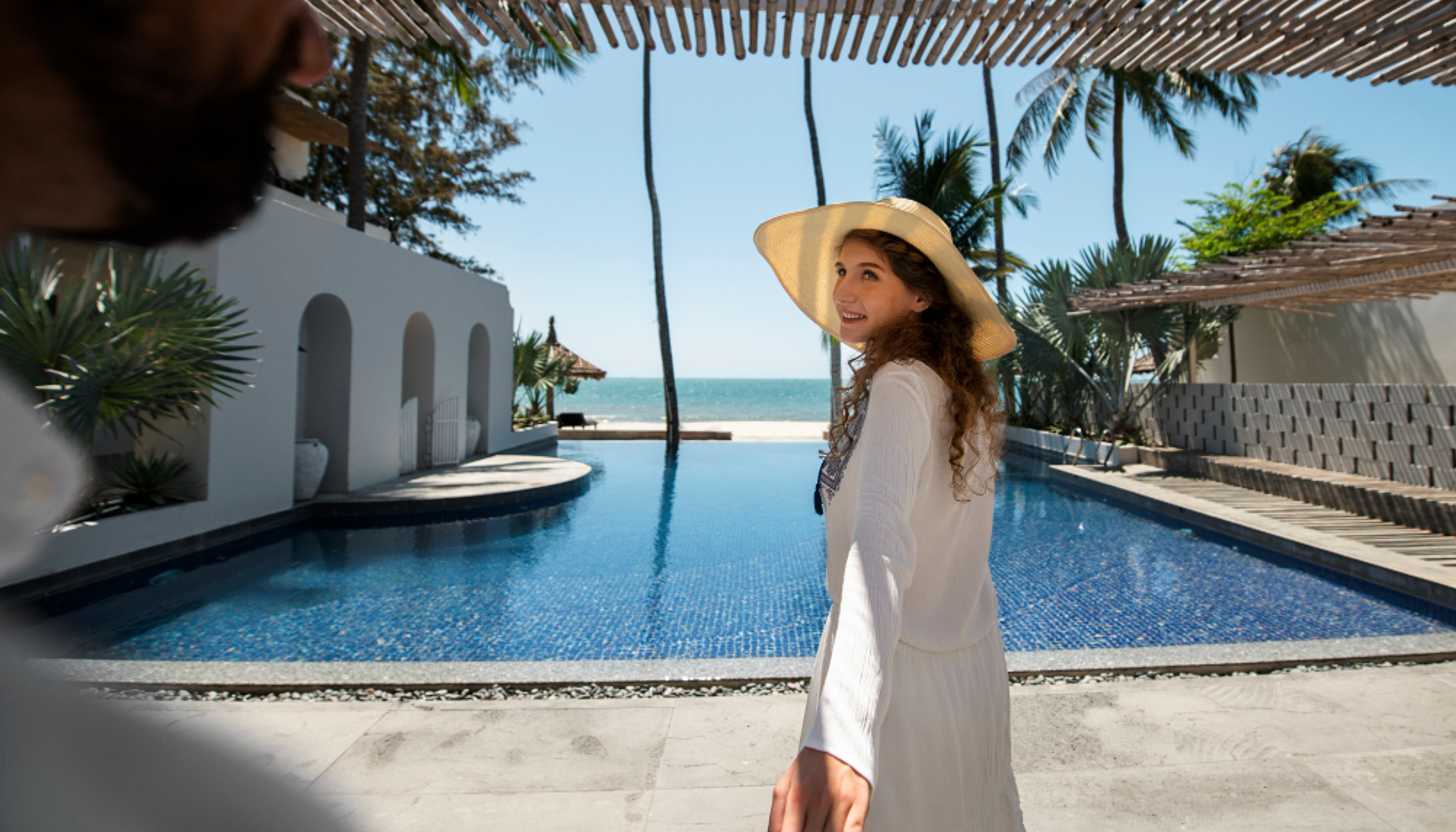 Рас-Аль-Хайма без міської метушні! Білий піщаний пляж, кілька басейнів та спокійний ритм