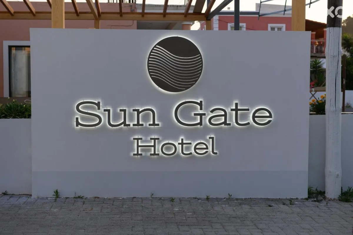 Sun Gate Hotel