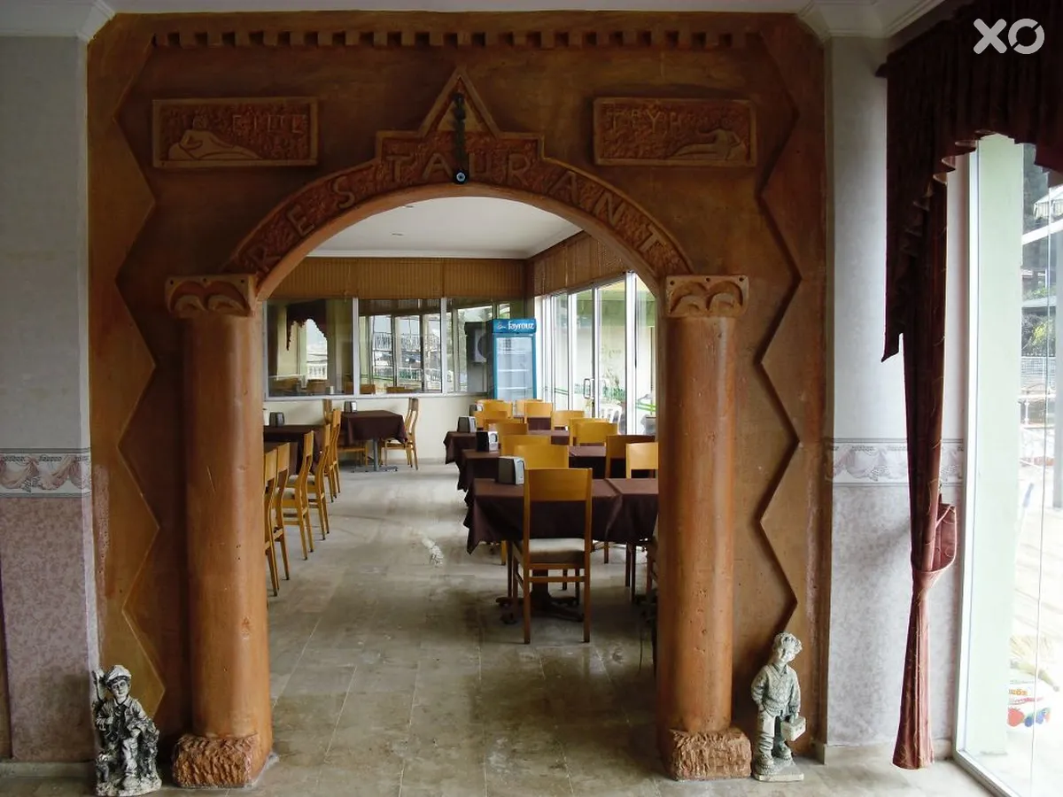 Anerissa Hotel